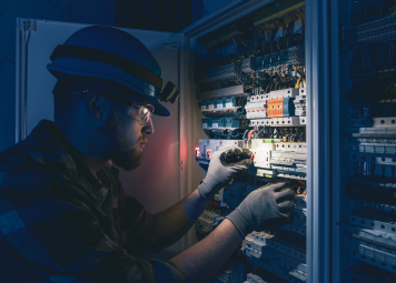 24 hour emergency electrical services Dubai