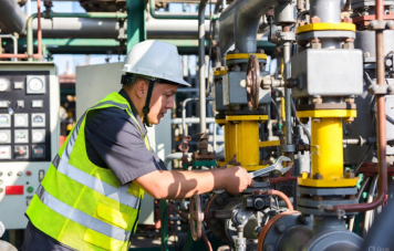 Electrical panel inspection MEP maintenance Dubai